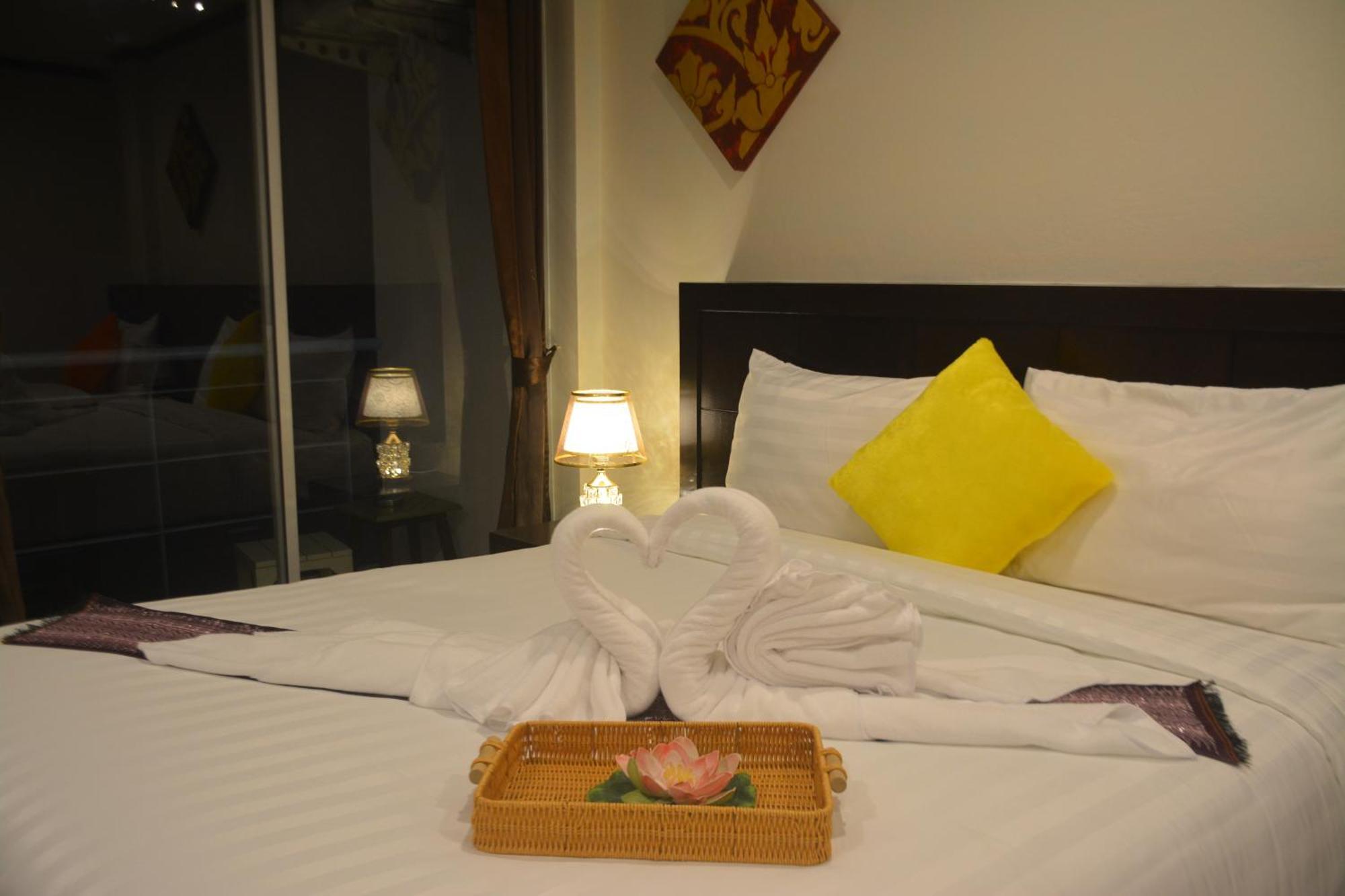 Patong Moon Inn Residence Exterior photo
